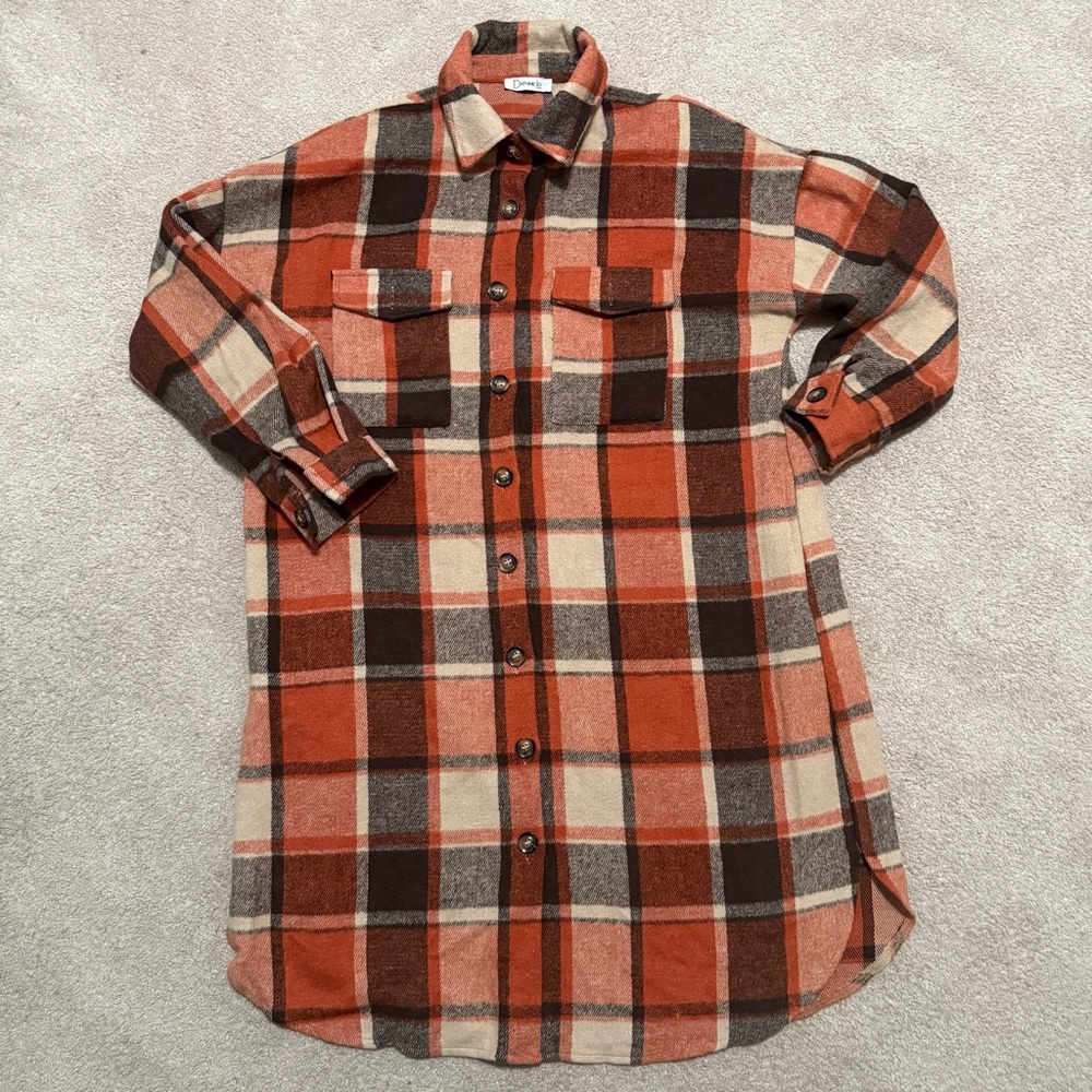 Women’s Long Plaid Flannel Shirt/Jacket